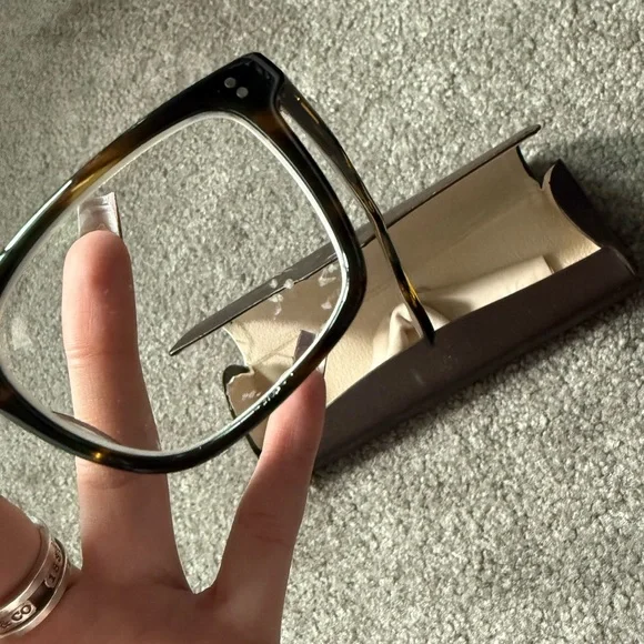 Oliver Peoples Tortoise Shell Glasses - Picture 3 of 13